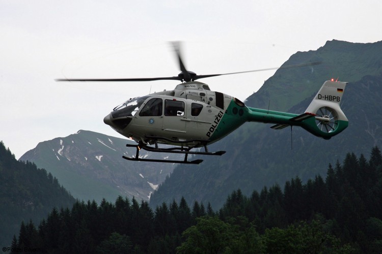 Retrofit: Airbus Helicopters liefert aufgerüstete H135 an die Hubschrauberstaffel der Bayerischen Polizei