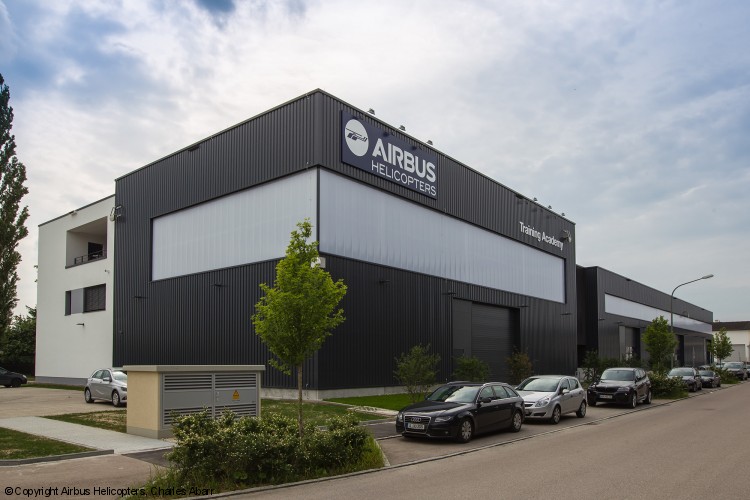 Airbus Helicopters inaugura su nuevo centro de formación en Donauwörth
