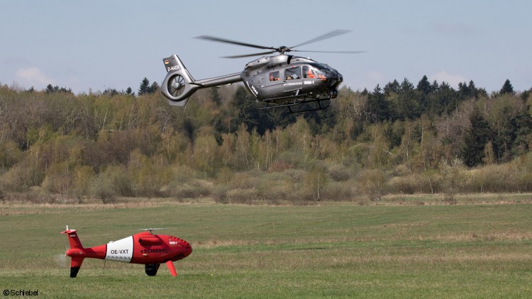 Airbus Helicopters und Schiebel erzielen bei MUM-T-Tests höchste Interoperabilität