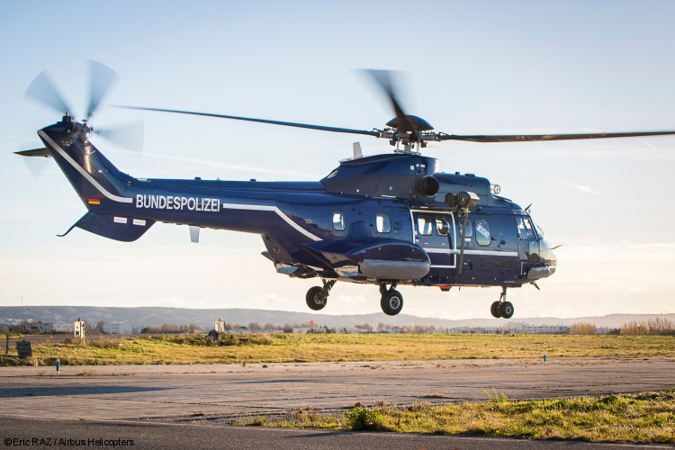 German Federal Police strengthens Super Puma fleet with delivery of three H215s