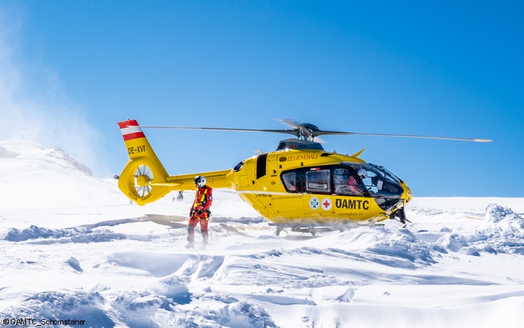 ÖAMTC Air Rescue starts fleet modernization with five Airbus H135 helicopters 